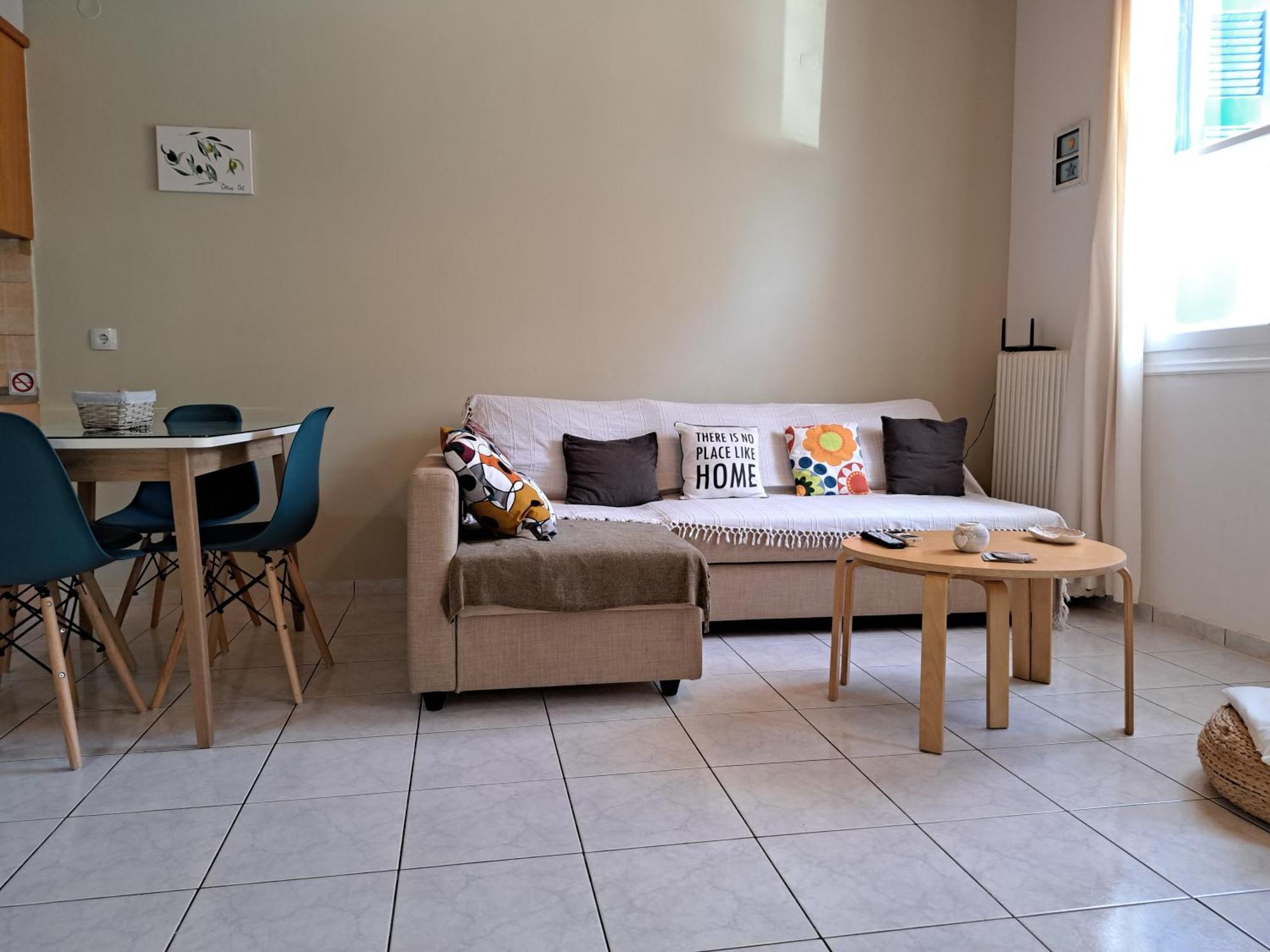 Family Stone Apartment Kyparissia Exterior foto